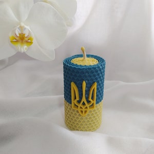 Patriotic candle - Ukrainian candle - Trident candle - Beeswax ecofrienfly candle - Best friend gift