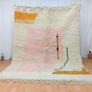 Artistic Moroccan Rug, Handmade Rug, White Pink Rug, Moroccan Carpet, Beni Ourain Rug, Tribal Berber Rug, Authentic Carpet, Tapis Marocain