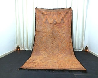 Vintage Berber Wool Rug – 5x9 Handmade Sbaai Moroccan Carpet - Tribal Art