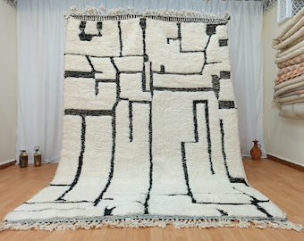 Alfombra Beni Ourain con mechones, bereber marroquí hecha a mano, en blanco y negro