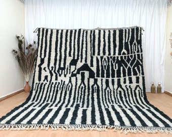 Autentico tappeto Beniourain, tappeto fatto a mano in lana, tappeto personalizzato marocchino, tappeto bianco e nero, tappeto personalizzato bianco e nero, tappeto nero per vivere