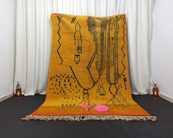 Alfombra artística marroquí, alfombra hecha a mano de la zona, alfombra boho mostaza, alfombra amarilla bereber, alfombra abstracta de lana, alfombra personalizada hecha a mano