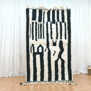 Artistic beniourain rug, 3x5 Area handmade rug, Berber Wool Rug, Moroccan rug for living room carpet, White and Black rug, Boho decor