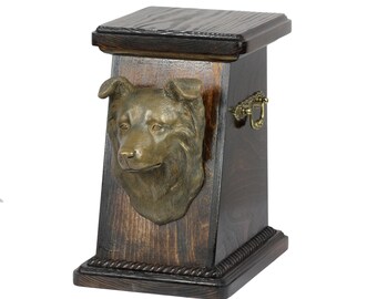 Border Collie Urn for Dog Ashes, Memorial with Statue, Urn with Statuette