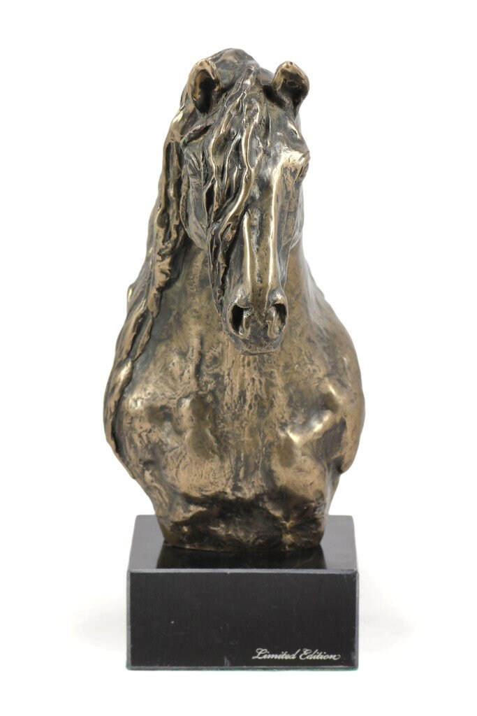 フリージアン馬の像、コールドキャストブロンズ彫刻、大理石の台座