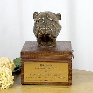 English British Bulldog urn for dog's ashes, Urn with engraving and sculpture of a dog, Urn with engraving, Custom urn for a dog