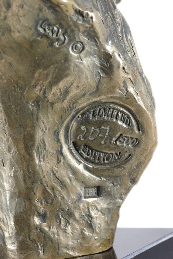 フリージアン馬の像、コールドキャストブロンズ彫刻、大理石の台座