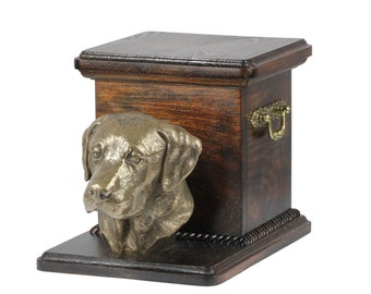 Labrador Retriever Urn for Dog Ashes, Memorial with Statue, Urn with Standing Statuette