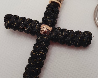 Elegant Black Macramé Cross Keychain Accessory, Chinese Snake Knot Symbolic Keychain Design, Stylish Trendy Religion Macrame Cross Keyring