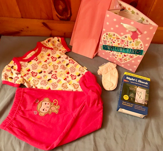 baby girl gift bag