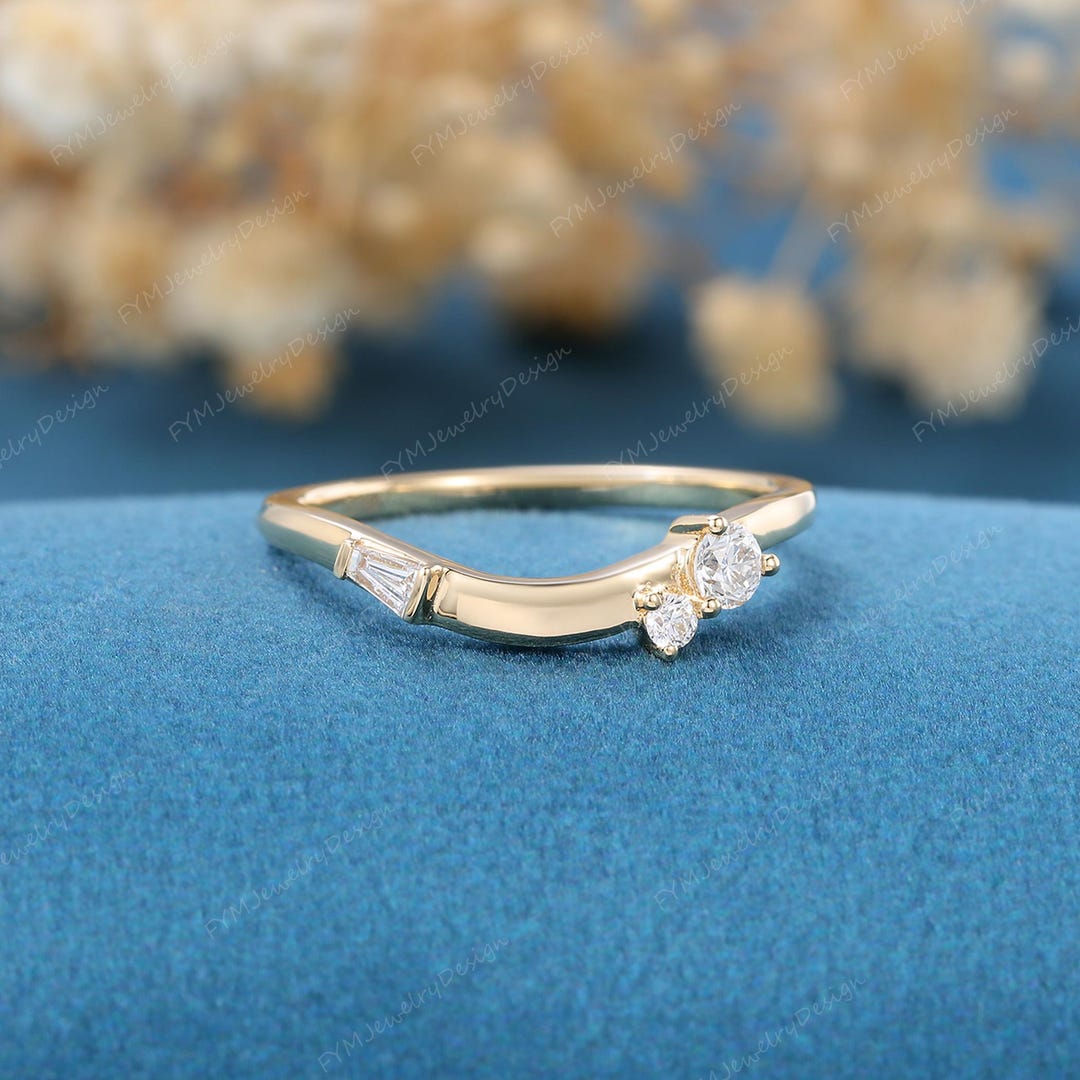 Unique Curved Wedding Band Women Trapezoid Lab Grown Diamonds Wedding ...