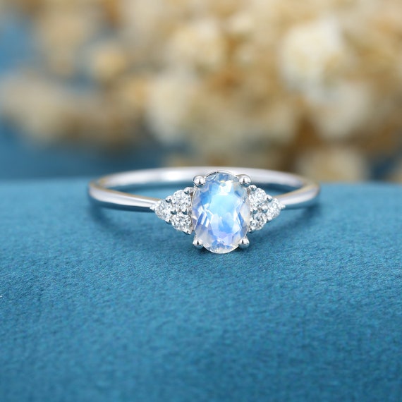 Vintage 1.5CT Oval Moonstone Engagement Ring Set Marquise Moonstone Op –  PENFINE