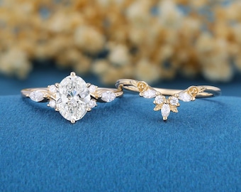 1.5CT Oval Lab Diamond Engagement Ring, Vintage Cluster Design, Yellow Gold (IGI Certified) Diamonds Wedding Bridal Ring Promise women Gift