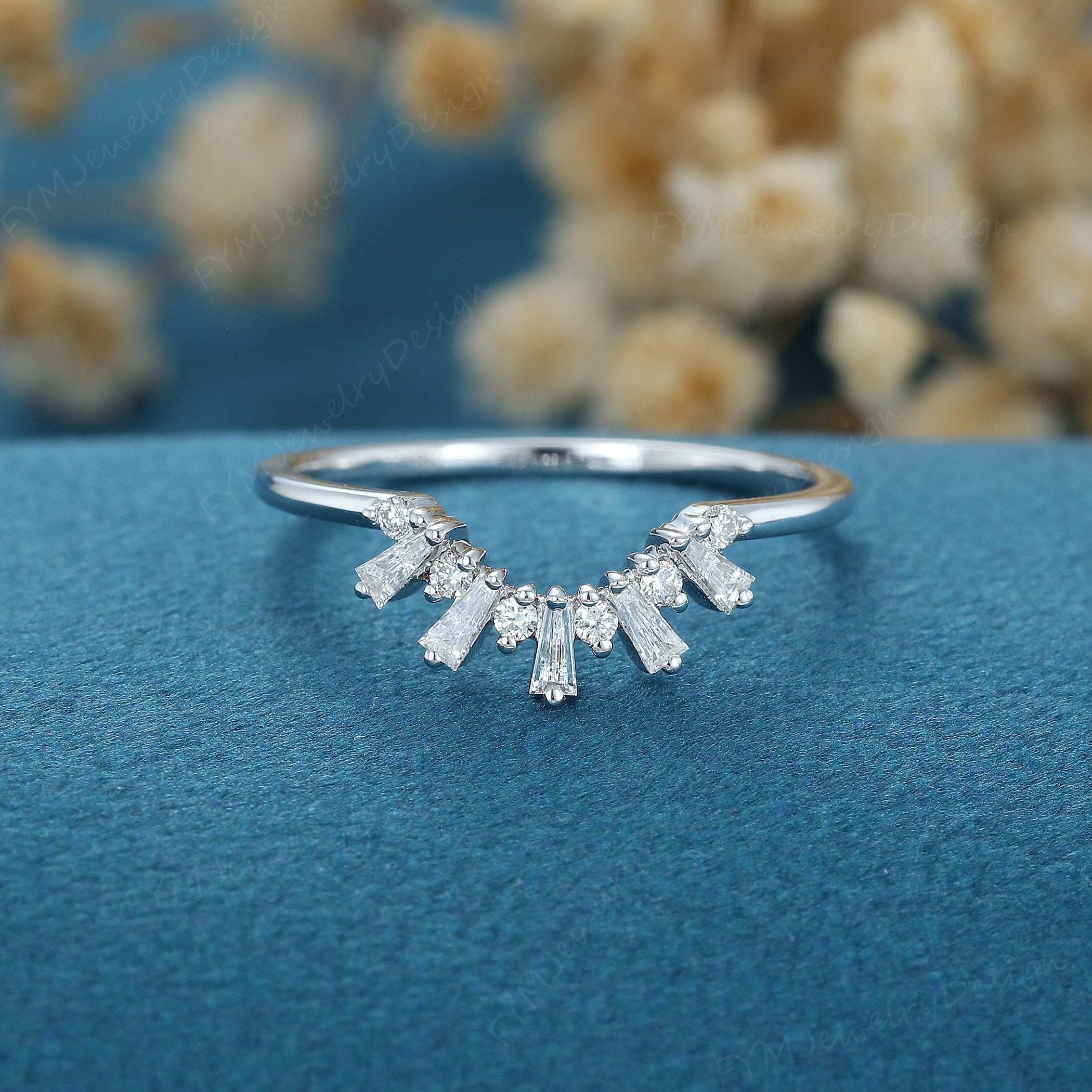 Curved Wedding Band Vintage White Gold Unique Baguette Diamond