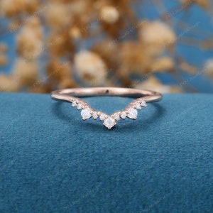 Curve wedding band women Unique 14K Rose gold Vintage Moissanite wedding band diamond Stacking Matching ring Bridal Promise gift for women