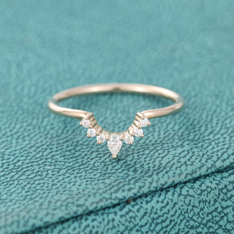 Curved wedding band Rose gold Pear shaped Moissanite ring vintage Unique Stacking ring women Matching band Promise Anniversary gift for her