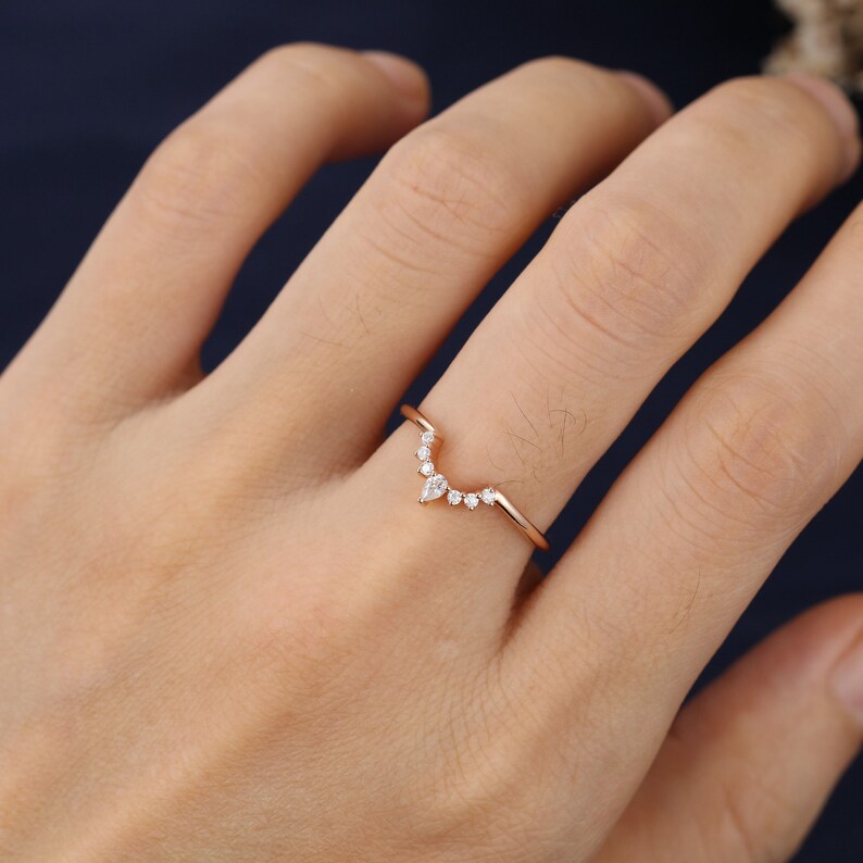 Curved wedding band Rose gold Pear shaped Moissanite ring vintage Unique Stacking ring women Matching band Promise Anniversary gift for her