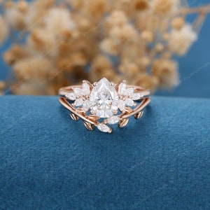 FYMjewelrydesign • Pear Cut Moissanite Engagement Ring Set • Rose Gold Marquise Diamond Curve Wedding Bridal Set • Anniversary Gift Ring Set