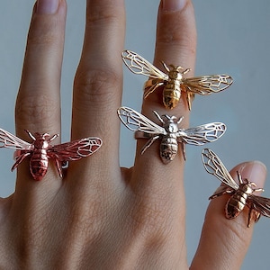 Sterling Silver Bee Ring: Detailed Insect Jewelry