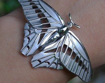 Pulsera de mariposa triangular azul: brazalete de latón rodiado