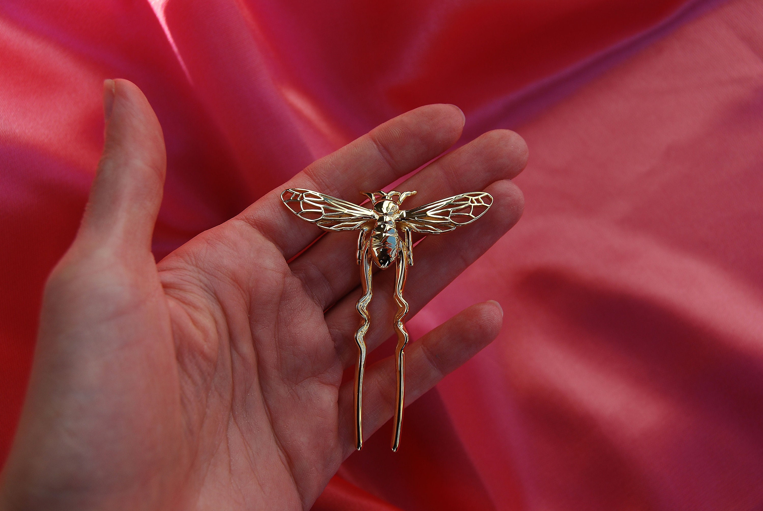 14k Gold Bee Hair Pin: Decorative Wedding Hair Fork