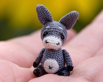 Micro Crochet Nativity Donkey – Tiny Grey Amigurumi Dollhouse Miniature, 1 Inch