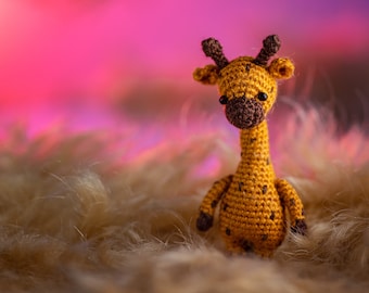 Tiny crochet animal Giraffe micro miniature personalized gifts: mini micro tiny things, micro crochet mini giraffe