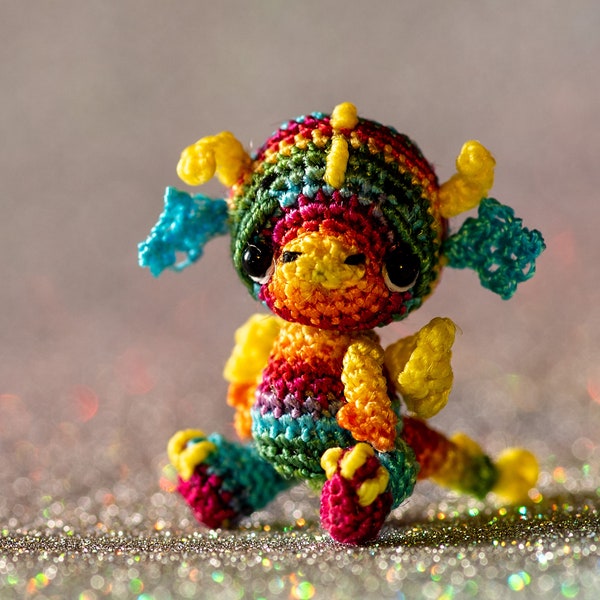 Micro miniatures dragon figurine, micro crochet tiny stuffed animals: tiny cute things, Valentine's day gifts