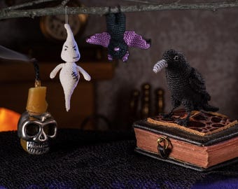 Micro Crochet Halloween Night Set – Ghost, Vampire Bat & Raven – Tiny Handmade Dollhouse Miniatures