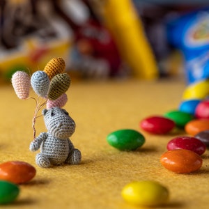 Handmade Miniature Animal Hippo Boy with Balloons Microfigures Tiny Crochet Animals Microart