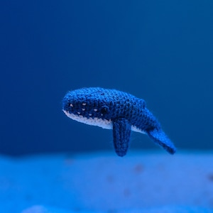 Crochet Miniature Whale – Handmade Dollhouse Animal with Glow Belly