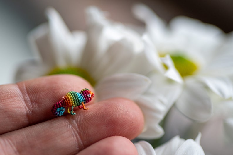 Micro crochet miniature rainbow chameleon tiny crochet animals, tiny stuffed animal figurine. Spring present, Mother's Day gifts image 4