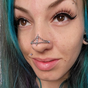 TEMPERENCE [Labradorite] Nose Chain