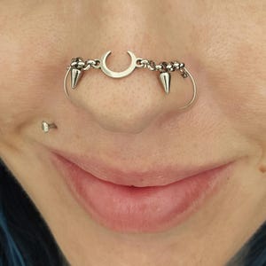 FAUX King of Wands Nose Chain