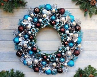 Holiday Wreaths, Christmas Wreaths, Winter Wreaths, Shabby Chic Wreaths, Door Wreaths, Large Wreaths, Wreaths, Pinecone Wreaths