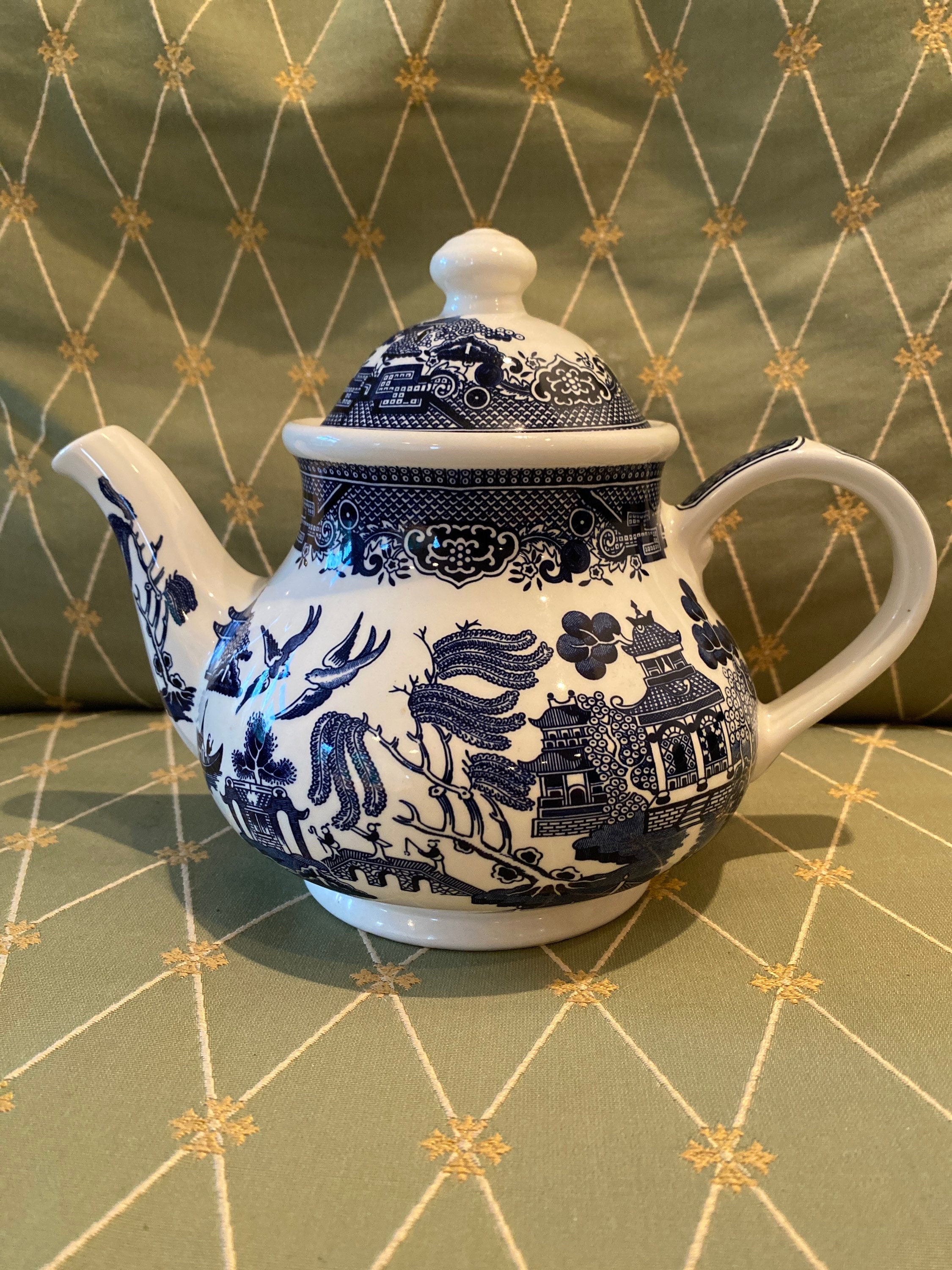 Churchill blue willow teapot hotsell