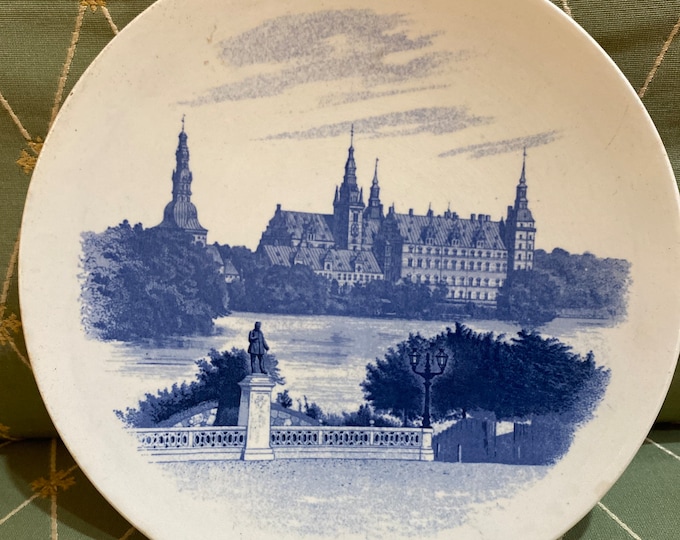Vintage Fredericksborg Castle Denmark Plate