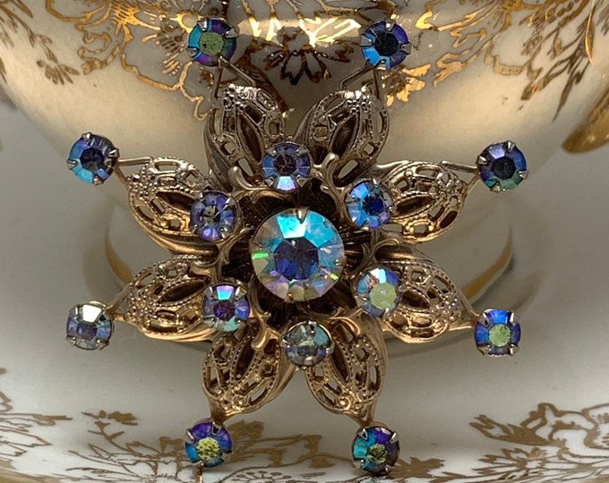 Vintage 50's Aurora Rhinestone Ornate Flower Brooch