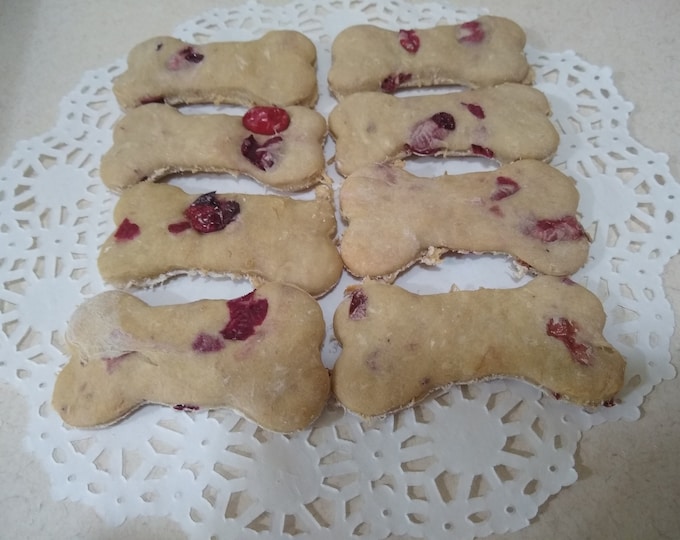 Turkey and cranberry bones