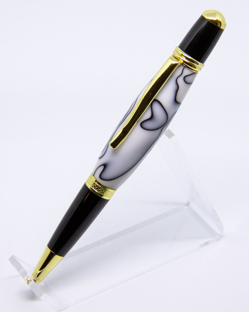 Hand-turned Acrylic Sierra Style Twist Pen