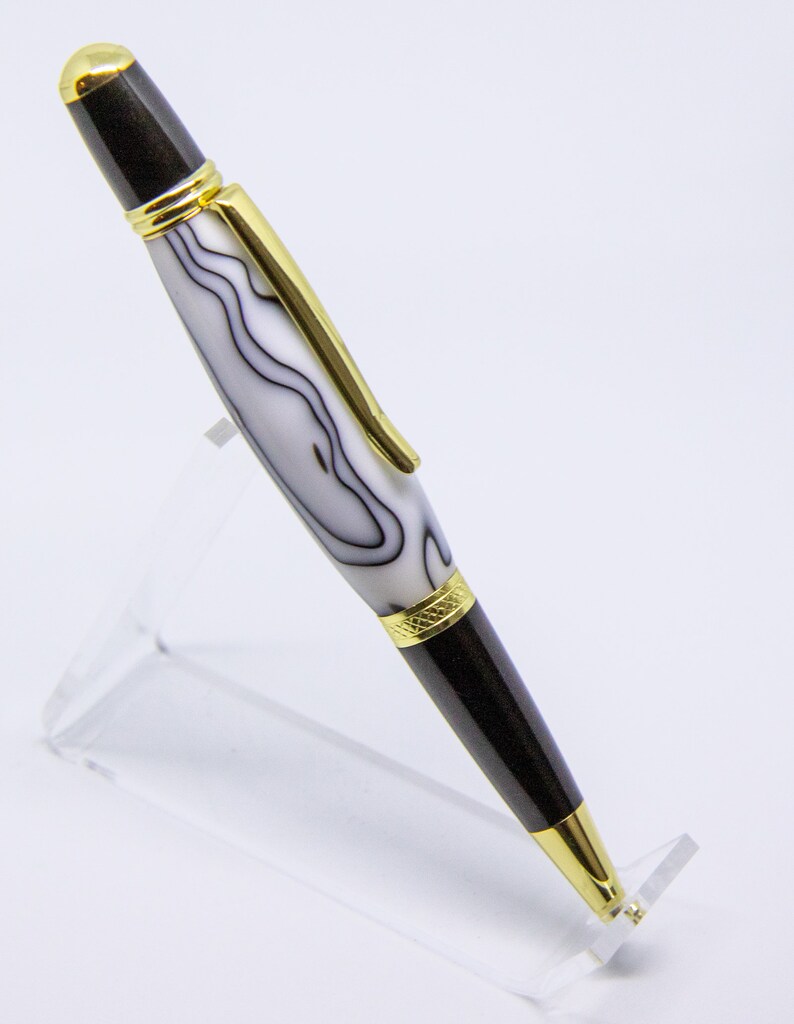 Hand-turned Acrylic Sierra Style Twist Pen