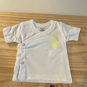Babyshirt met zijdruk giraf
