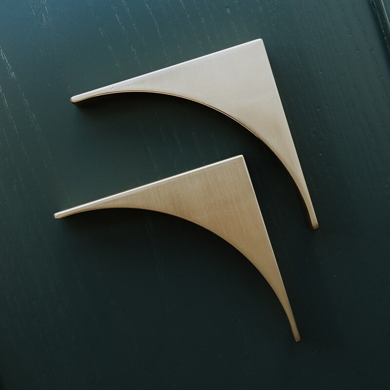 Triangle Drawer Pull - Etsy