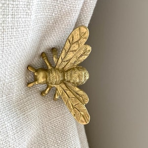 1x Gold Bumble Bee Curtain Tieback | Gold Wall Hook | Bee Hook | Nursery Hook