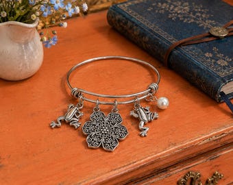 Frog Handmade Semiprecious Expandable Charm Bracelet