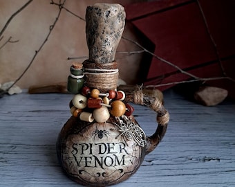 Spider Venom Potion Bottle, Halloween Decor Witchcraft Prop, Apothecary Jar Gothic Home Decor for Spooky and Witchy Display