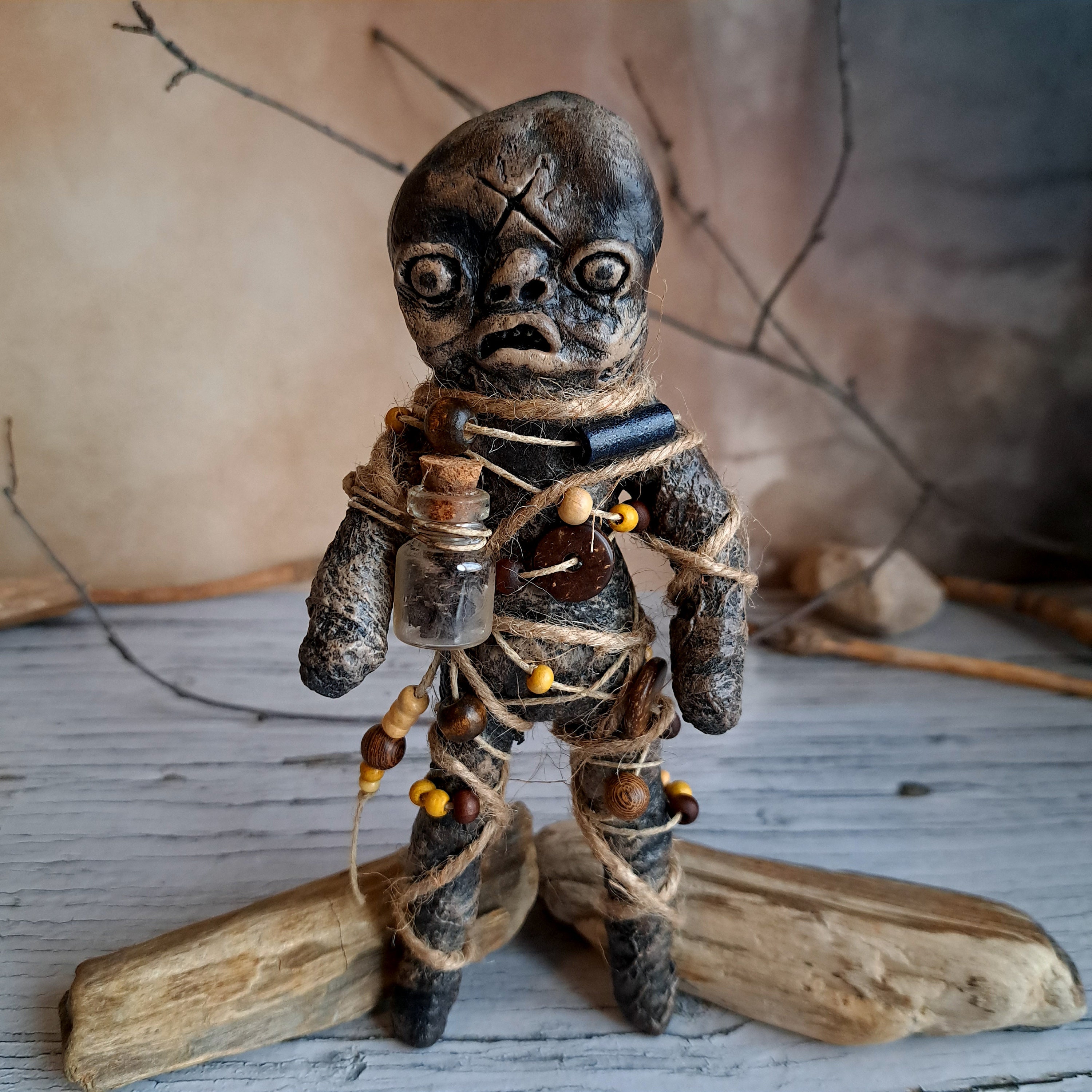 Ponteggio In Legno Durante Il Restauro Di Un'antica Cattedrale Di - Foto 7