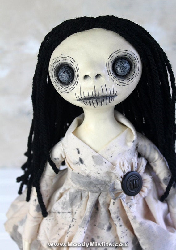 doll goth