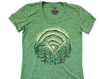 Women's Sunset Vintage Inspired Soft Blend T-Shirt, Artsy Mountains Landscape Graphic Tee, Retro Abstract Nature Drawing Scoopneck T-Shirt