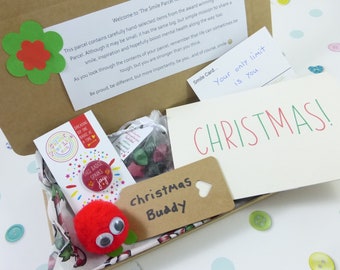 Christmas, Letterbox Gift, Pick-Me-Up, The Smile Parcel Mini, Friend Gift, Merry Christmas, Surprise, Positivity, Mental Health, Treat Box